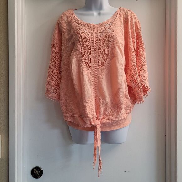 Democracy Women's Sz PM 2-piece Tie-Front Crochet Top w/Camisole Pink 688837 - Picture 1 of 9